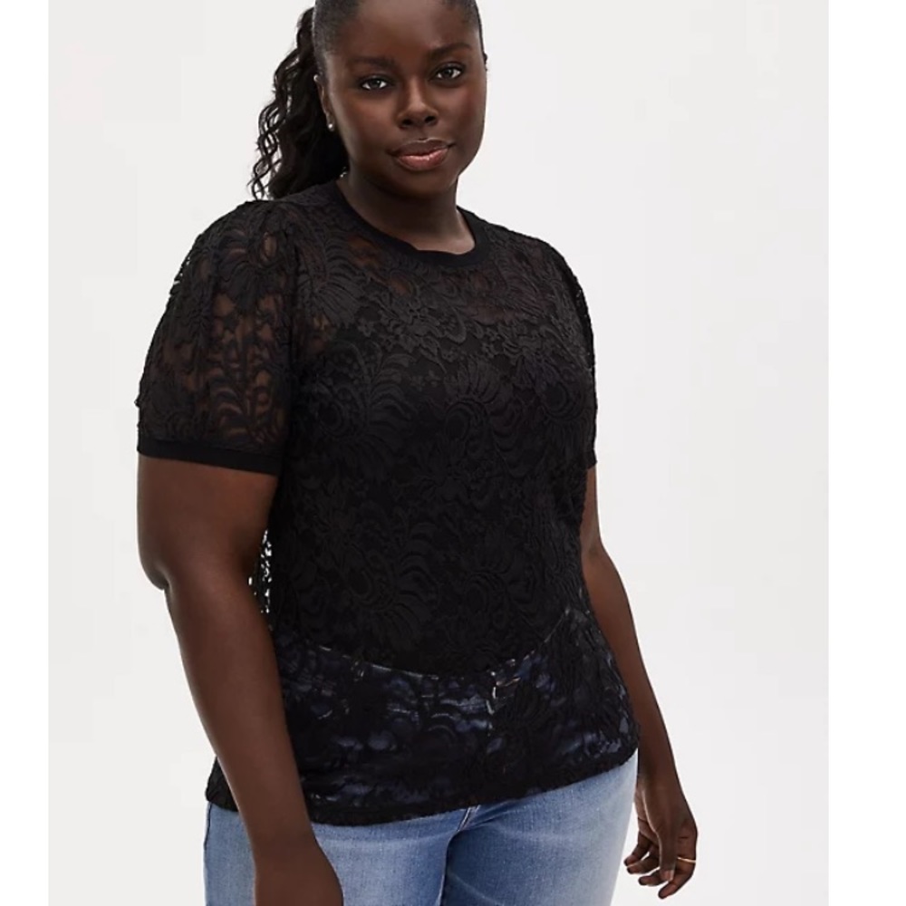 Torrid, NWT black sheer lace, puffer sleeve, size1